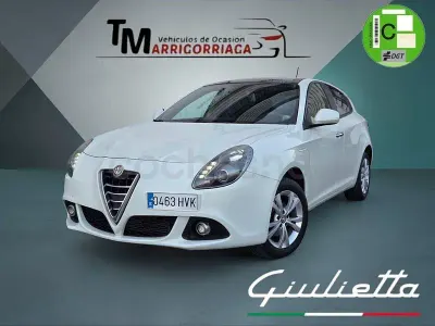 Usado Alfa Romeo Giulietta Progression 105 CV (77 kW) 2014 Blanco Utilitario