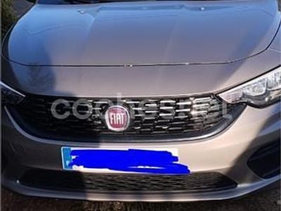 Usado Fiat Tipo Pop 95 CV (69 kW) 2018 Beige Berlina