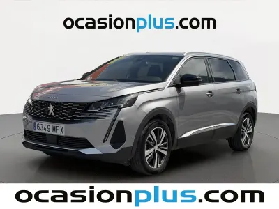 Usado Peugeot 5008 Allure 131 CV (96 kW) 2023 Gris SUV