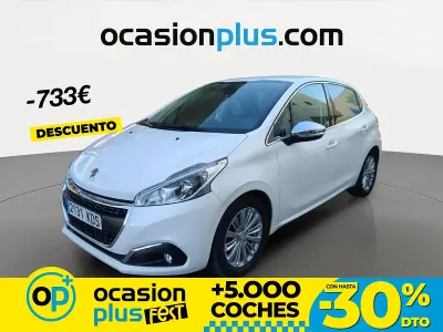 Usado Peugeot 208 Allure 82 CV (60 kW) 2017 Blanco Utilitario