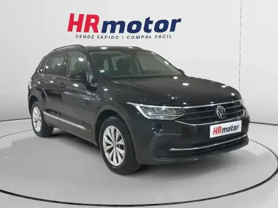Usado VW Tiguan Life 245 CV (180 kW) 2021 Negro SUV