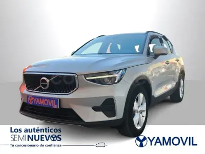 Usado Volvo XC40 129 CV (94 kW) 2022 Gris / plata SUV