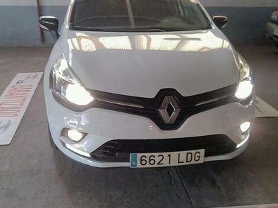 Blanco Usado 2019 Renault Clio IV LIMITED Utilitario | 9300 € (Precio justo)