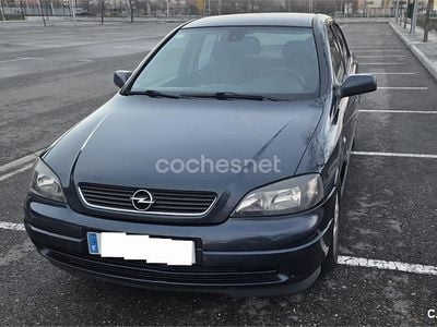 Azul Usado 2002 Opel Astra Edition Berlina | 1900 € (Buen precio)