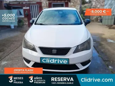 Usado Seat Ibiza Reference 90 CV (66 kW) 2013 Blanco Utilitario