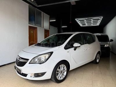 Usado Opel Meriva Excellence 140 CV (102 kW) 2015 Blanco Monovolumen