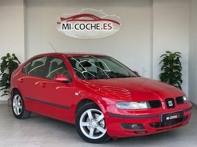 Usado Seat Leon Sport 110 CV (80 kW) 2005 Rojo Utilitario