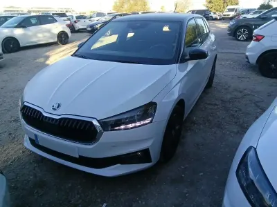 Usado Skoda Fabia Style 95 CV (69 kW) 2022 Blanco Utilitario
