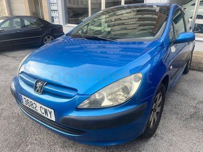 Usado Peugeot 307 110 CV (80 kW) 2004 Azul Berlina
