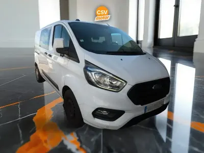 Usado Ford Transit Custom Nugget 130 CV (95 kW) 2022 Blanco Berlina