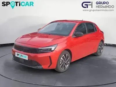 Usado Opel Corsa 100 CV (73 kW) 2024 Rojo Utilitario