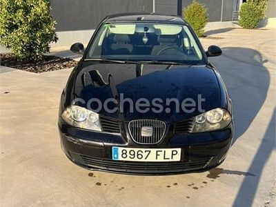 Usado Seat Ibiza Reference 100 CV (73 kW) 2007 Negro Utilitario