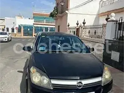 Usado Opel Astra Sport 100 CV (73 kW) 2007 Negro Berlina