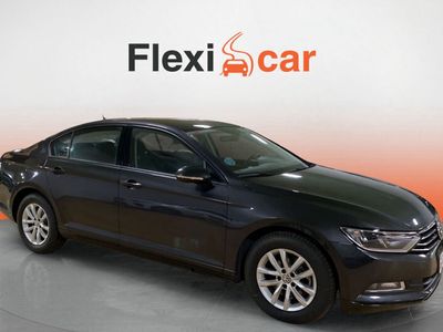 usado VW Passat Advance 1.6 TDI 88kW(120CV) DSG Variant Diésel en Flexicar Jerez