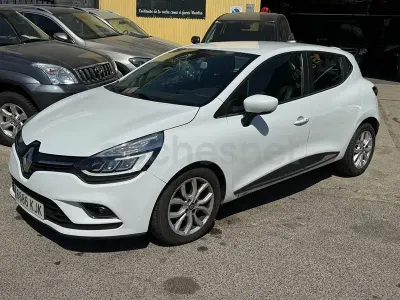 Usado Renault Clio IV Zen 110 CV (80 kW) 2018 Blanco Berlina