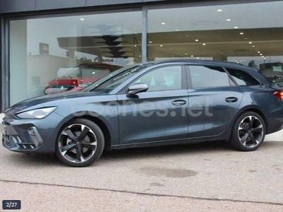 Usado Cupra Leon 150 CV (110 kW) 2024 Gris / plata Familiar