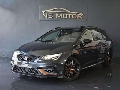 Usado Seat Leon ST 4Drive 300 CV (220 kW) 2020 Gris Familiar