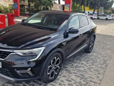 Usado Renault Arkana Intens 143 CV (105 kW) 2021 Negro SUV