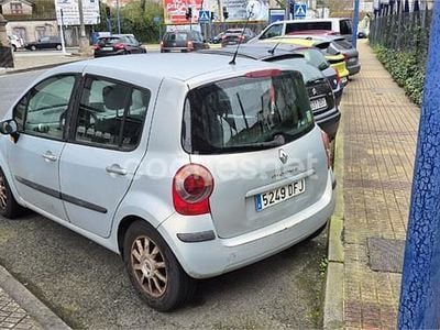 Usado Renault Modus Dynamique 98 CV (72 kW) 2005 Gris / plata Monovolumen