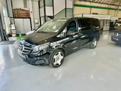 Usado Mercedes V220 Exclusive 163 CV (119 kW) 2017 Negro Monovolumen
