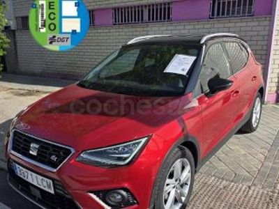 Usado Seat Arona FR 90 CV (66 kW) 2019 Granate SUV