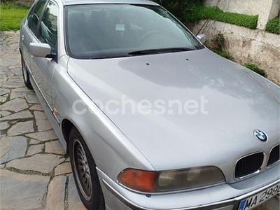 Usado BMW 525 143 CV (105 kW) 1997 Gris / plata Berlina