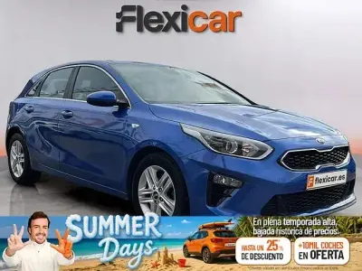 Usado Kia Ceed 120 CV (88 kW) 2021 Azul Utilitario