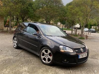 VW Golf V