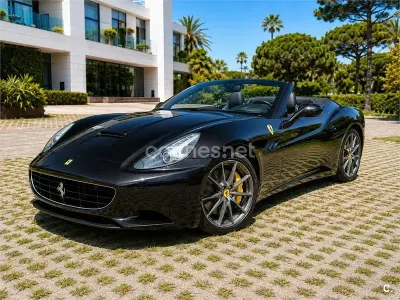Usado Ferrari California 460 CV (338 kW) 2011 Negro Descapotable
