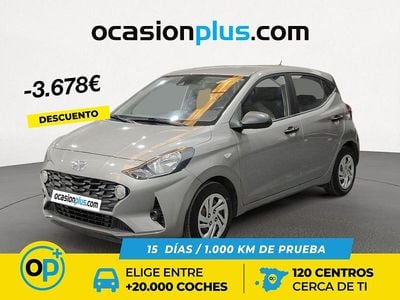 Usado Hyundai i10 67 CV (49 kW) 2022 Gris Utilitario