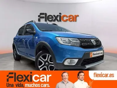 Usado Dacia Sandero Comfort 90 CV (66 kW) 2018 Azul Berlina