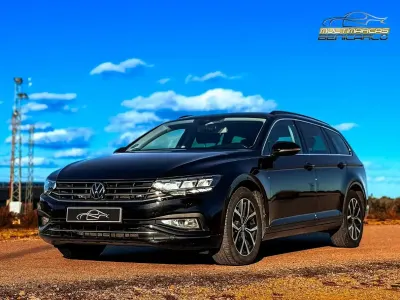Usado VW Passat Executive 150 CV (110 kW) 2022 Negro Familiar