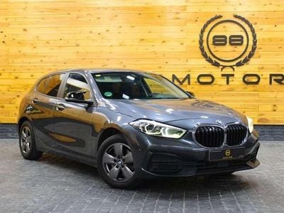 Gris / plata Usado 2020 BMW 116 Comfort Edition Utilitario | 13.970 € (Precio justo)
