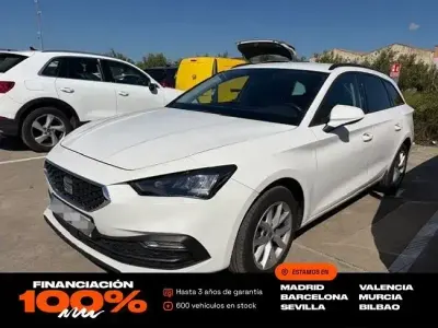 Begagnad Seat Leon Style 116 HK (85 kW) 2022 Vit Kombi