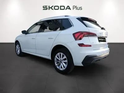 Usado Skoda Kamiq Selection 115 CV (84 kW) 2025 Blanco SUV