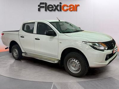 Usado Mitsubishi L200 154 CV (113 kW) 2017 Blanco Pickup/Camioneta