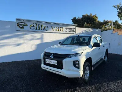 Usado Mitsubishi L200 150 CV (110 kW) 2020 Blanco Pickup/Camioneta