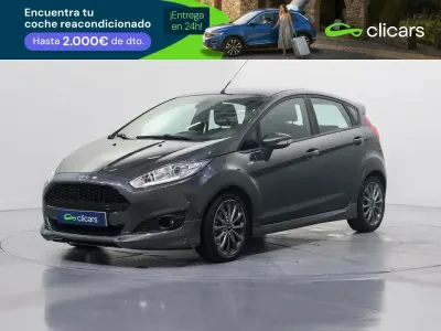 Usado Ford Fiesta ST-Line 100 CV (73 kW) 2017 Gris / plata Berlina