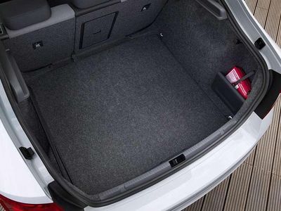 Gris Usado 2018 Skoda Rapid Active Utilitario | 11.490 € (Precio justo)