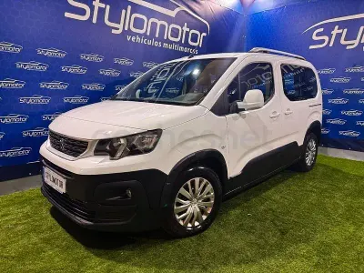 Usado Peugeot Rifter Active 100 CV (73 kW) 2019 Blanco Monovolumen