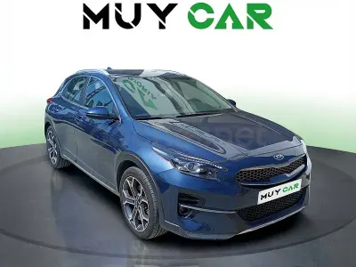Usado Kia XCeed 116 CV (85 kW) 2020 Gris / plata SUV