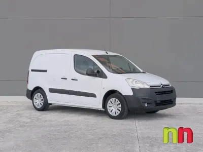 Usado Citroën Berlingo 100 CV (73 kW) 2018 Blanco Monovolumen