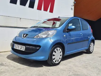 Occasion Peugeot 107 68 ch (50 kW) 2008 Bleue Citadine