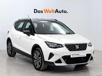 Usado Seat Arona Xperience 110 CV (80 kW) 2022 Blanco SUV