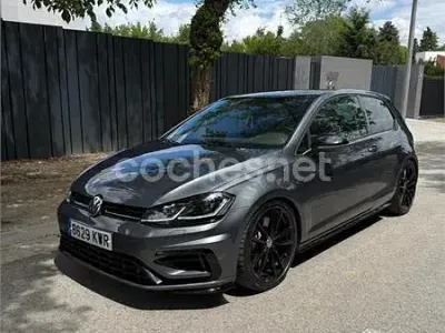 Usado VW Golf VII R 300 CV (220 kW) 2019 Gris / plata Berlina