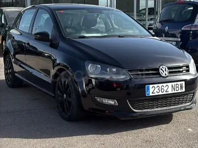 Usado VW Polo Advance 90 CV (66 kW) 2011 Negro Utilitario