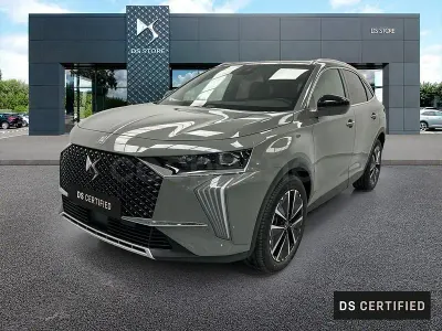 Usado DS Automobiles DS7 Crossback Rivoli 225 CV (165 kW) 2024 Gris / plata SUV