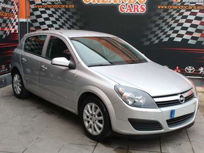 usado Opel Astra 1.9CDTi Enjoy