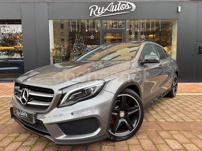 Gris / plata Usado 2016 Mercedes GLA220 AMG line SUV | 19.999 € (Un poco caro)