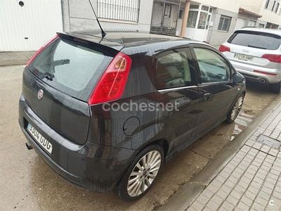 Negro Usado 2009 Fiat Grande Punto Sport Utilitario | 1950 € (Super precio)
